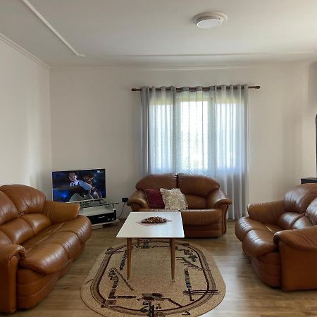 Ajla'S Home Vore Bagian luar foto