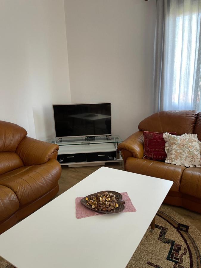 Ajla'S Home Vore Bagian luar foto